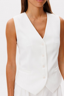 Жилеты THE NAME 2397 молочный