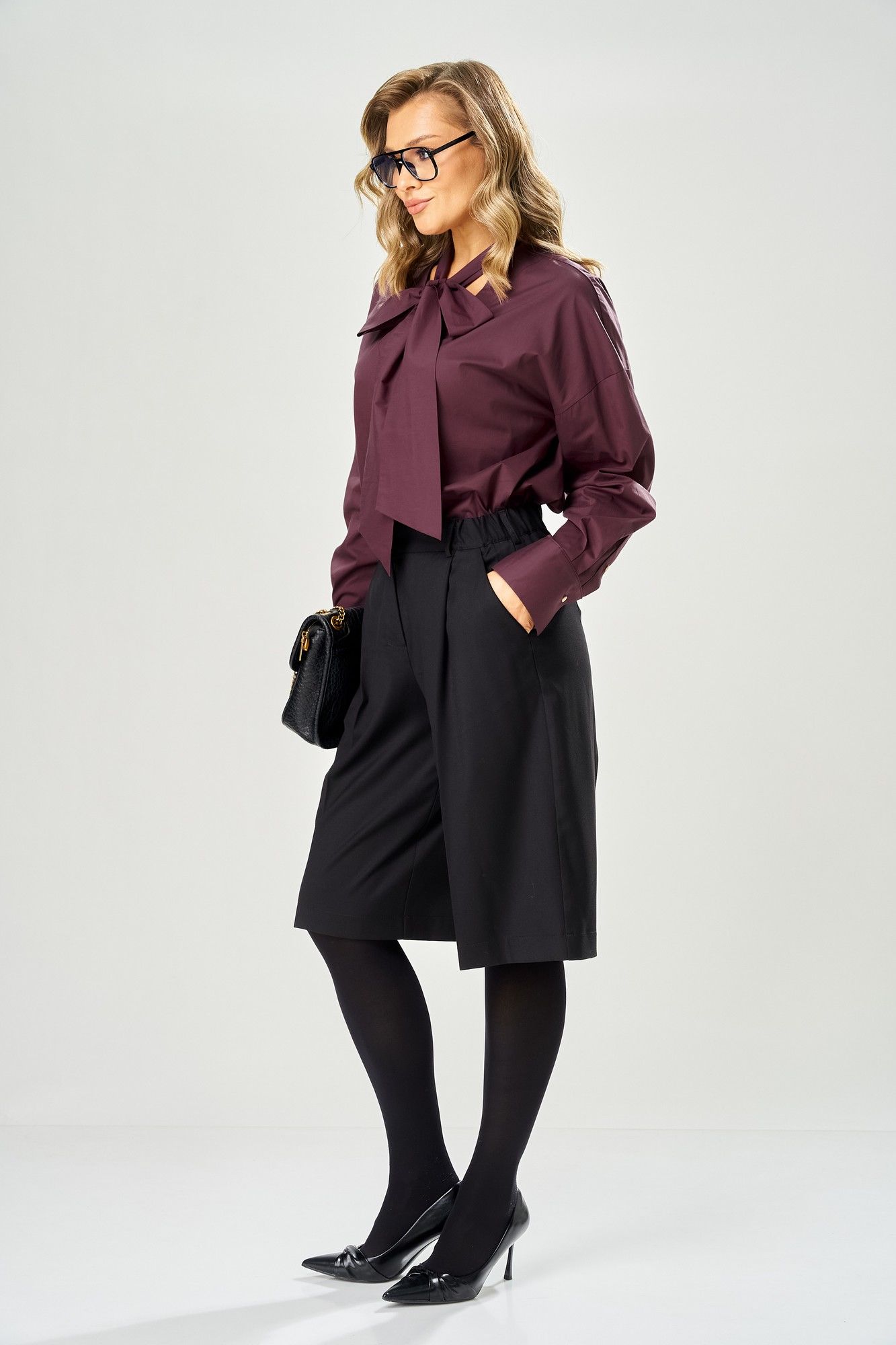 Шорты бермуды прямого кроя с поясом на резинке AVA fashion М-236 черный 2