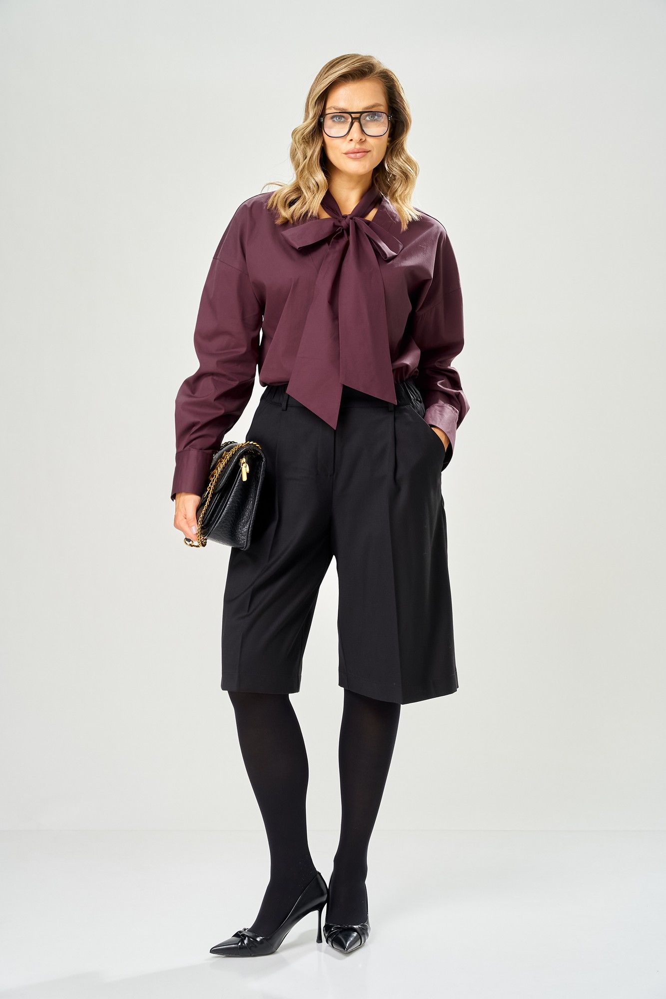 Шорты бермуды прямого кроя с поясом на резинке AVA fashion М-236 черный