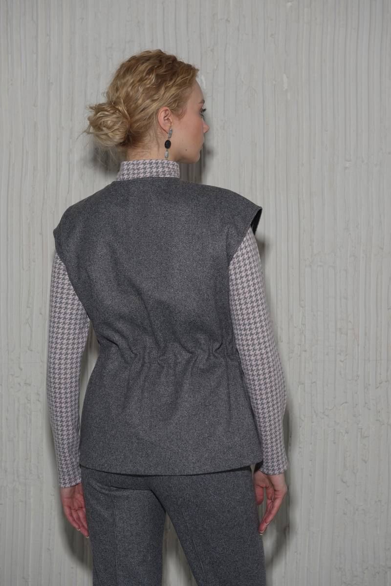 Жилеты Femme & Devur 30647 1.32F(170)