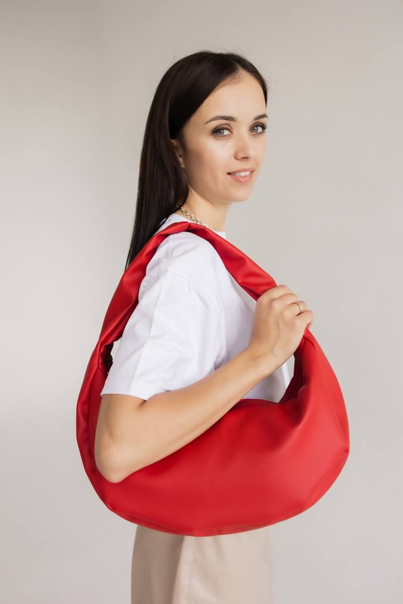 Женская сумка MT.Style HOBO red2