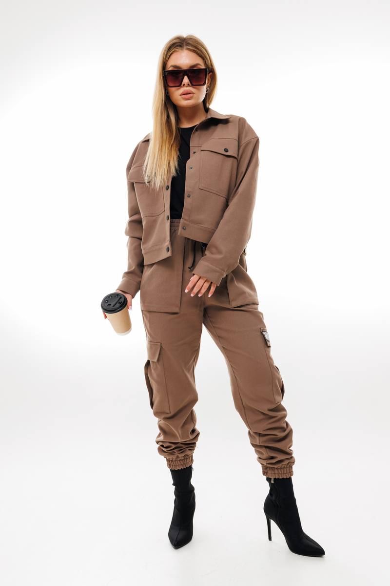 Брючный костюм Amberа Style 2045 кофе
