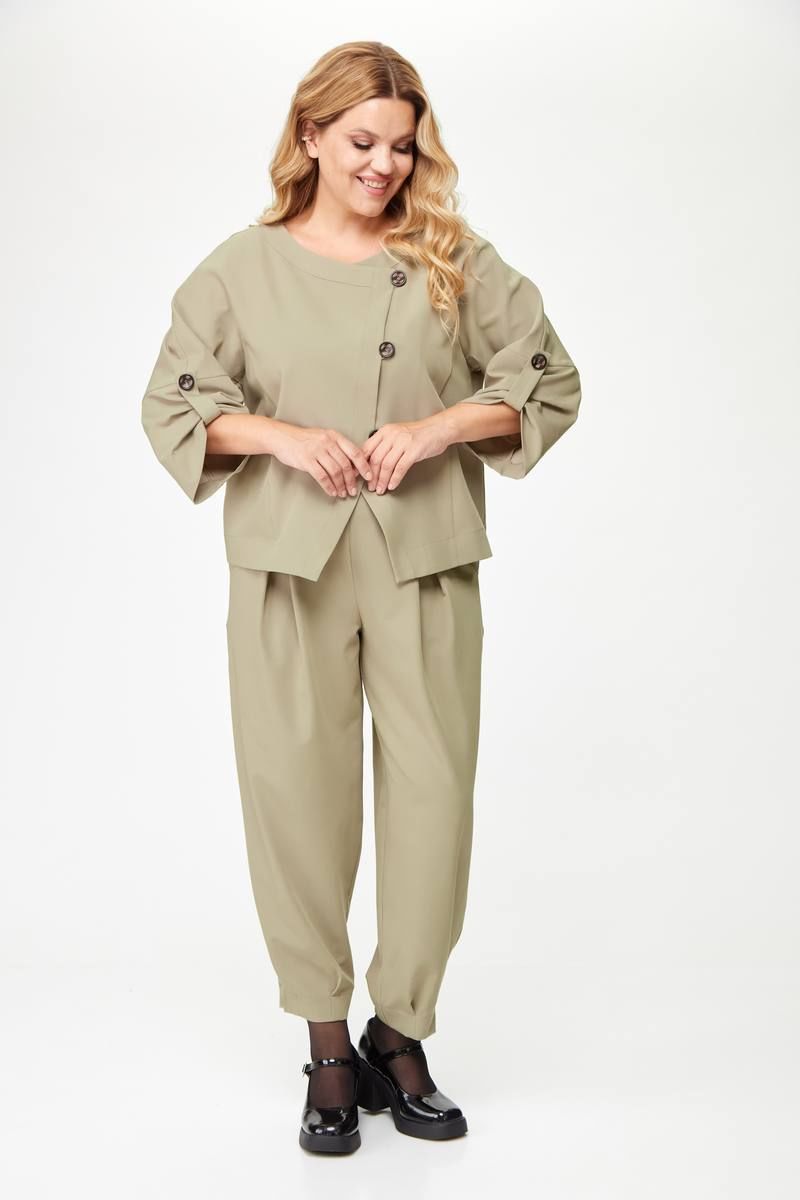 Брючный костюм Michel chic 1355 бежевый