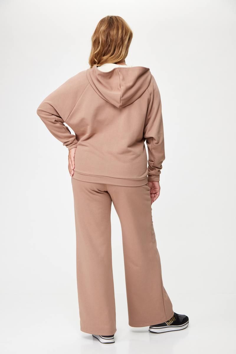 Костюмы Michel chic 1356 бежевый