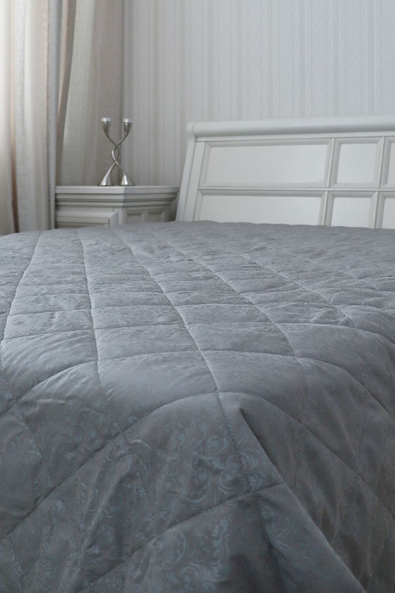 Покрывала и пледы Файбертек П.160х210.ПЭ Silver