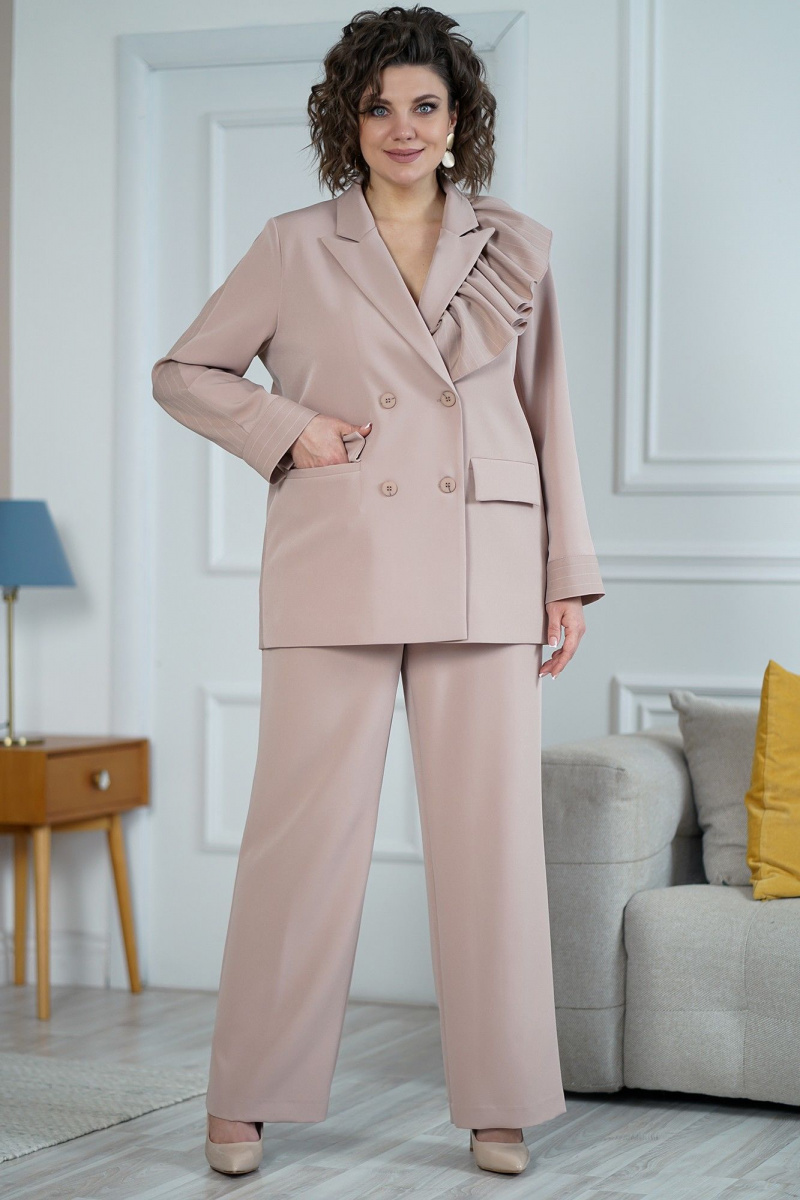 Брючный костюм Alani Collection 2017 пудра+полоска