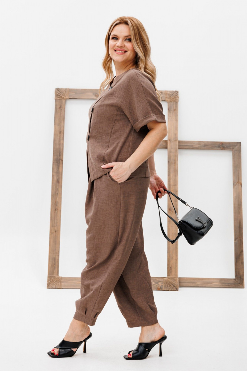 Брючный костюм Michel chic 1337/1 коричневый