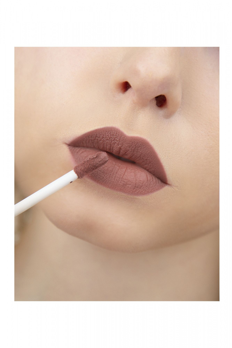 Блески и тинты LUXVISAGE PIN-UP_ultra_matt 09 iced coffe