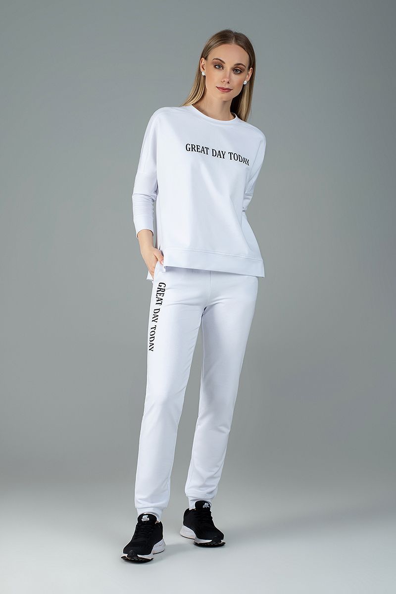 Костюмы MARIKA 349 белый