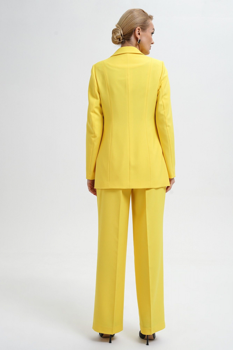 Брючный костюм Alani Collection 2281 желтый