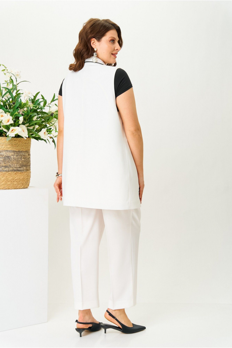 Жилеты AVA fashion М-111.01 молочный