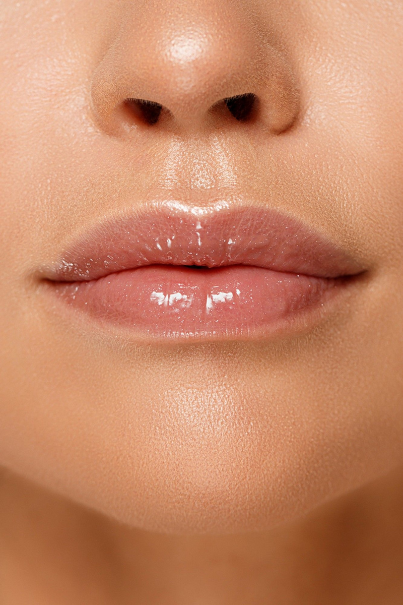 Блески и тинты LUXVISAGE LIP volumizer hot vanilla 2,9 г 306 Ice Taupe