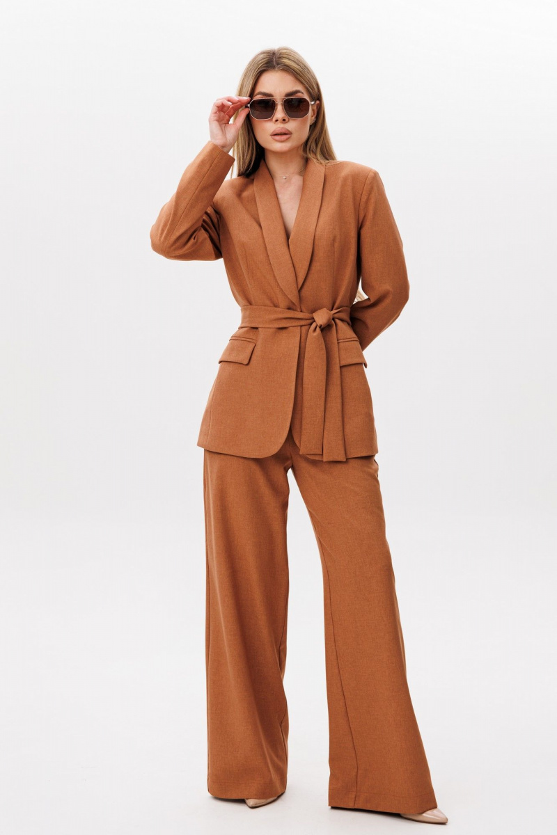 Брючный костюм Amberа Style 2041-2 терракот
