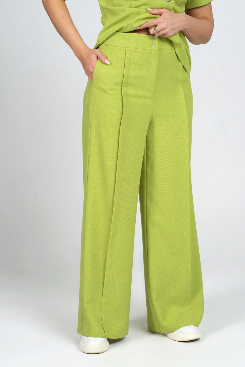 Брючный костюм Alani Collection 2344 салатовый