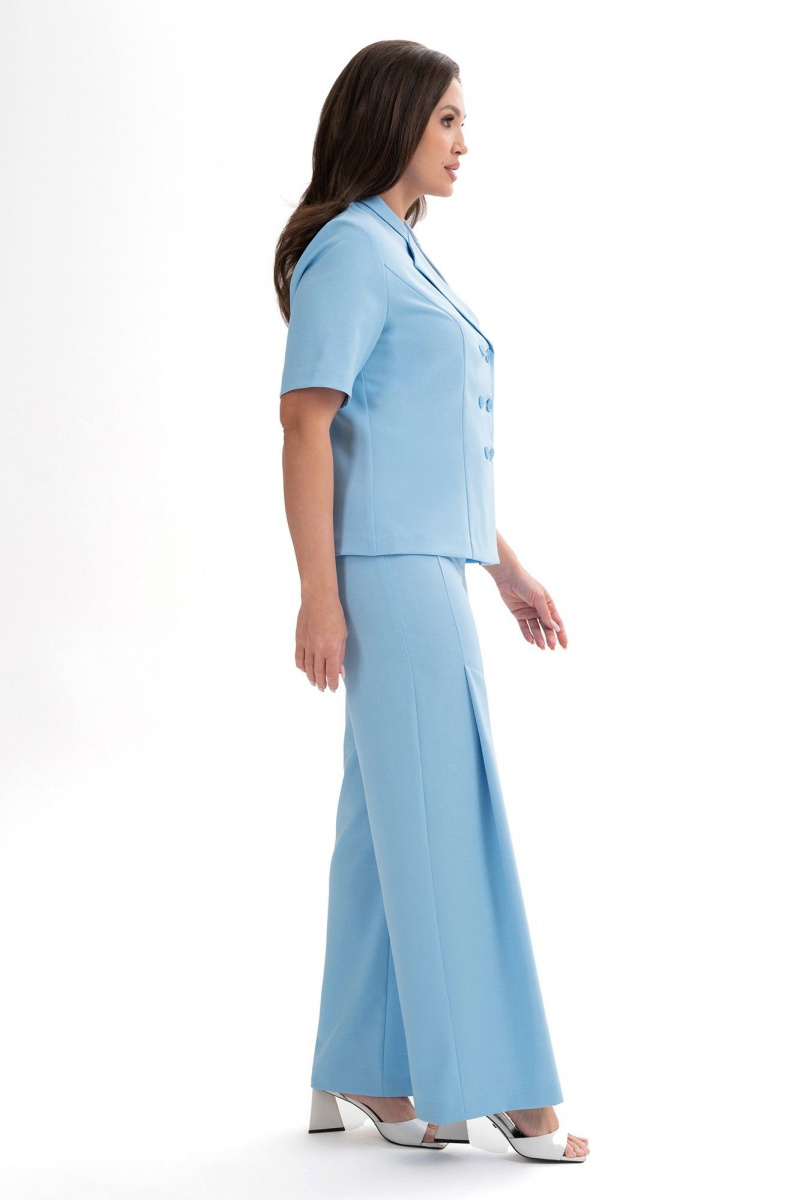 Брючный костюм Alani Collection 2334 голубой