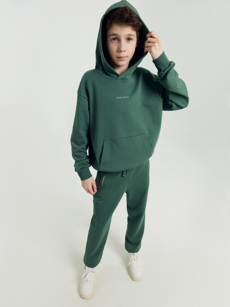 Костюм Mark Formelle 393347/Ф22/25180П-7 темная_зелень_печать_1_сл_на_пол_1сл_на_ПР_рук_1сл