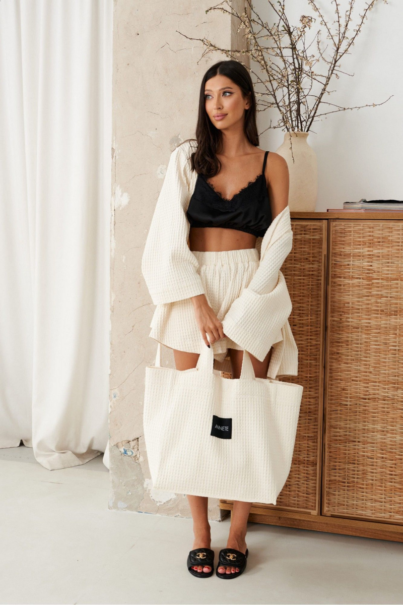 Шорты ANNETE A1519