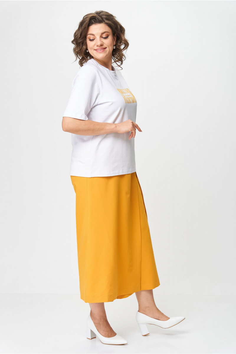 Брючный костюм Michel chic 1336 белый-охра