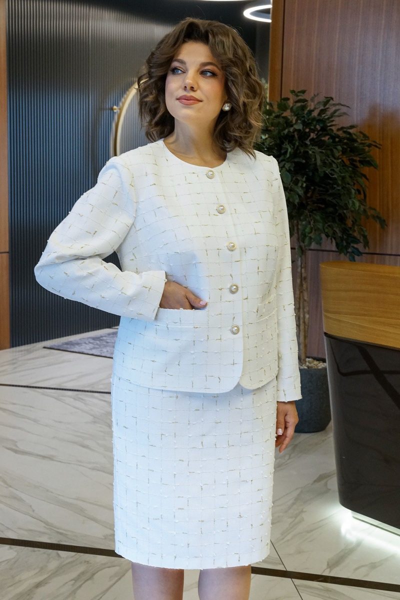 Юбочный костюм Alani Collection 2423 молоко-золото