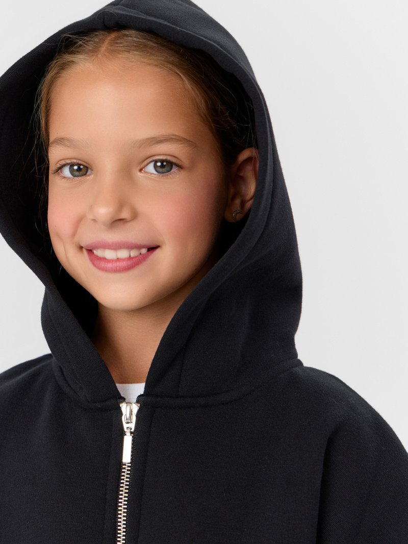 Толстовки Mark Formelle 167760/25-34689Ц-7П черный