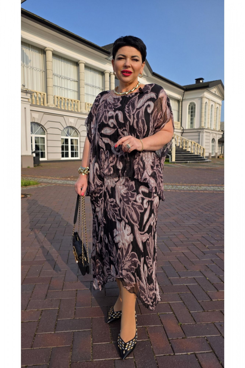 Платья Vittoria Queen 26493 черно-фиолетовый
