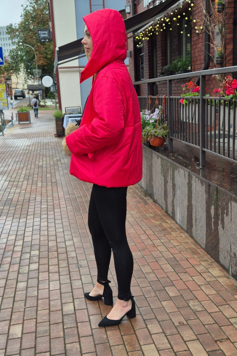Женская куртка Shymoda 450-25 красный
