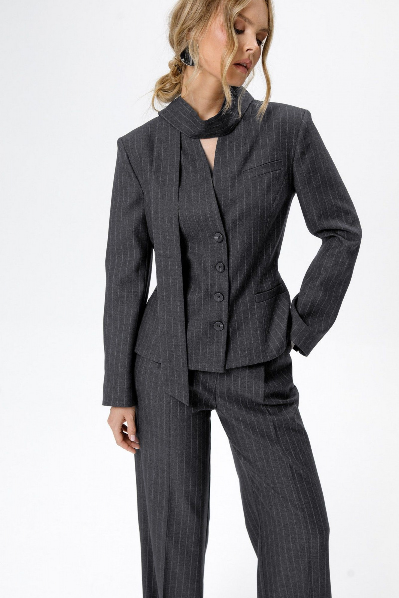 Брючный костюм PiRS 6267 серый