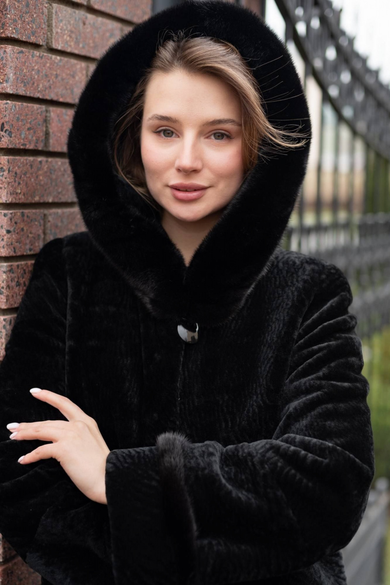 Шубы и дублёнки Мехофф Линия19.12-52 черный