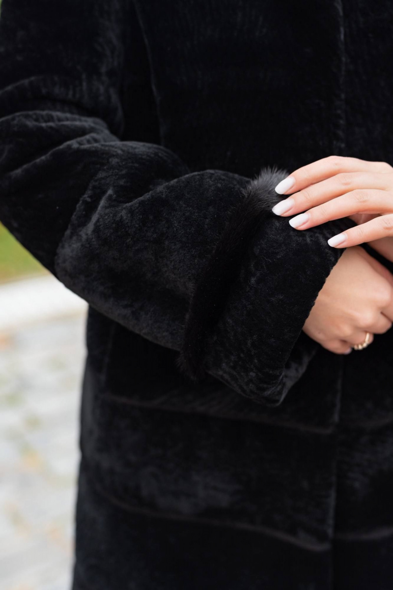 Шубы и дублёнки Мехофф Линия19.12-52 черный