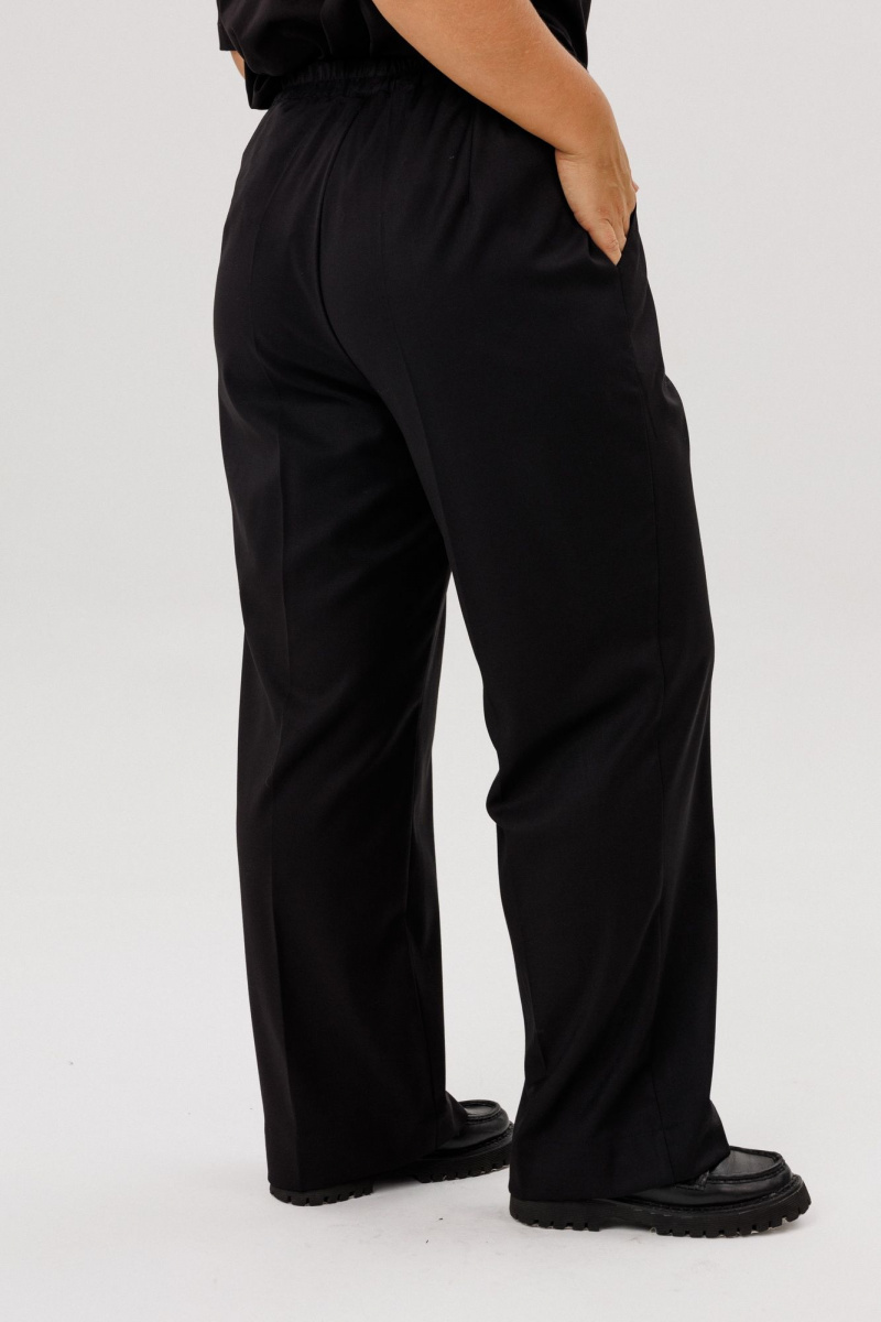 Брючный костюм OVERYOU М224 серо-черный