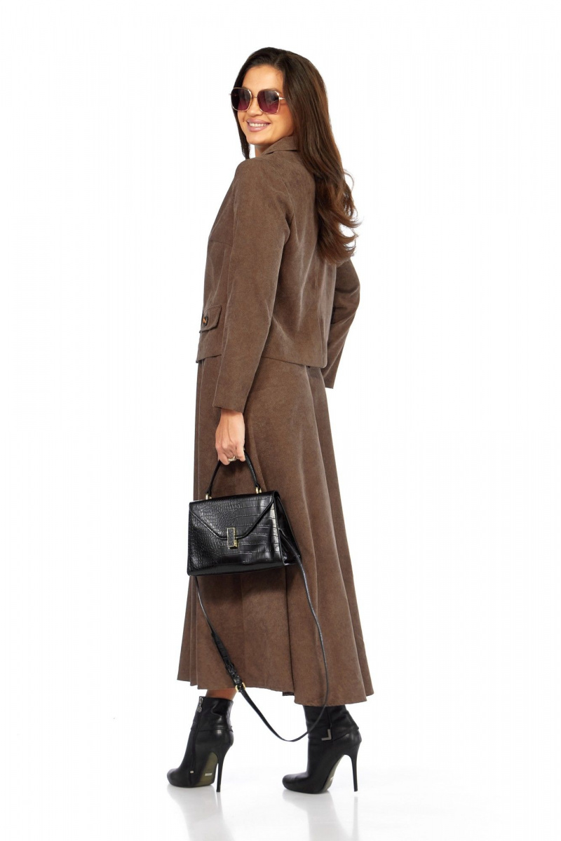 Юбочный костюм Taita plus 2531 капучино