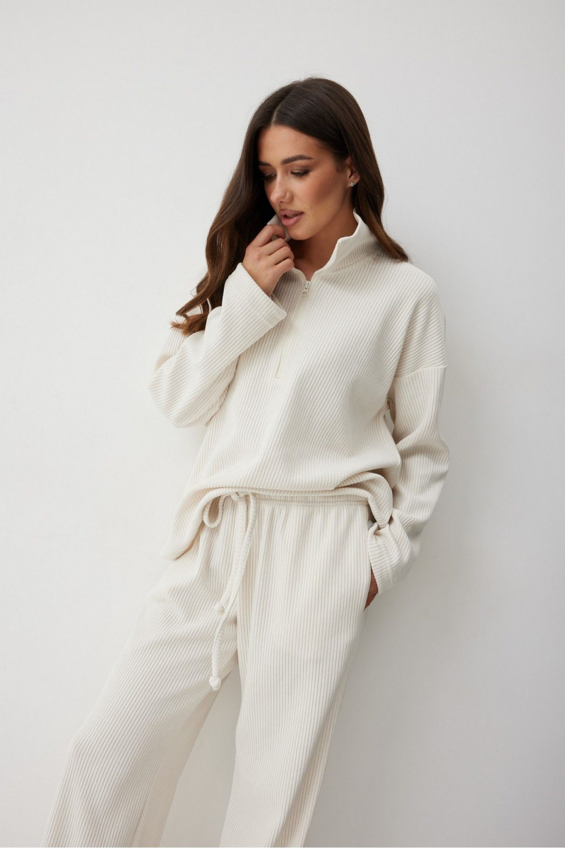 Брюки T.N.D М377/2 молоко