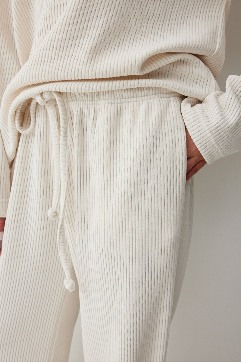 Брюки T.N.D М377/2 молоко