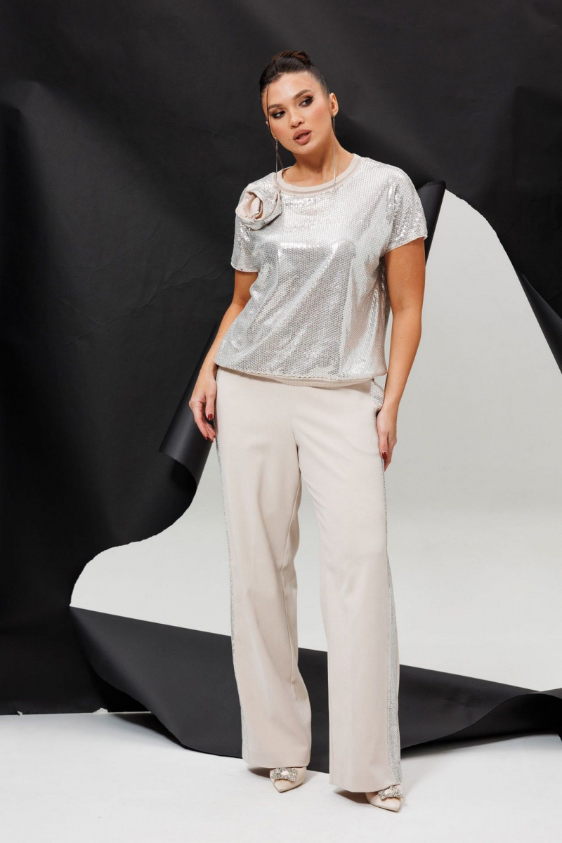 Брючный костюм Mislana 1277 серебро/беж