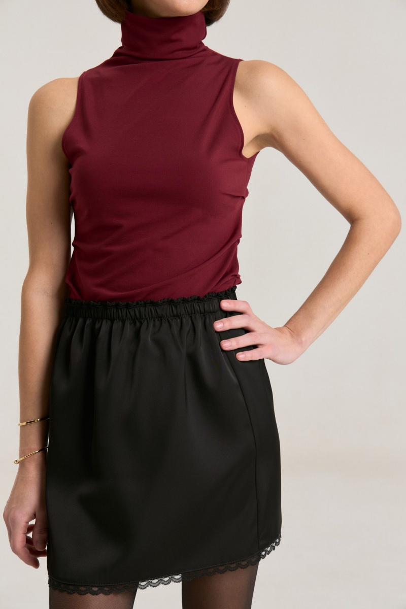 Юбки THE NAME 2440 черный