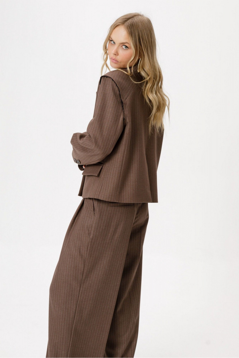 Брючный костюм PiRS 6376 коричневый
