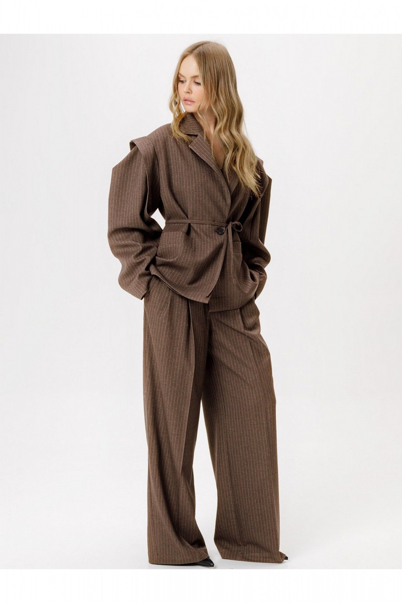 Брючный костюм PiRS 6391 коричневый