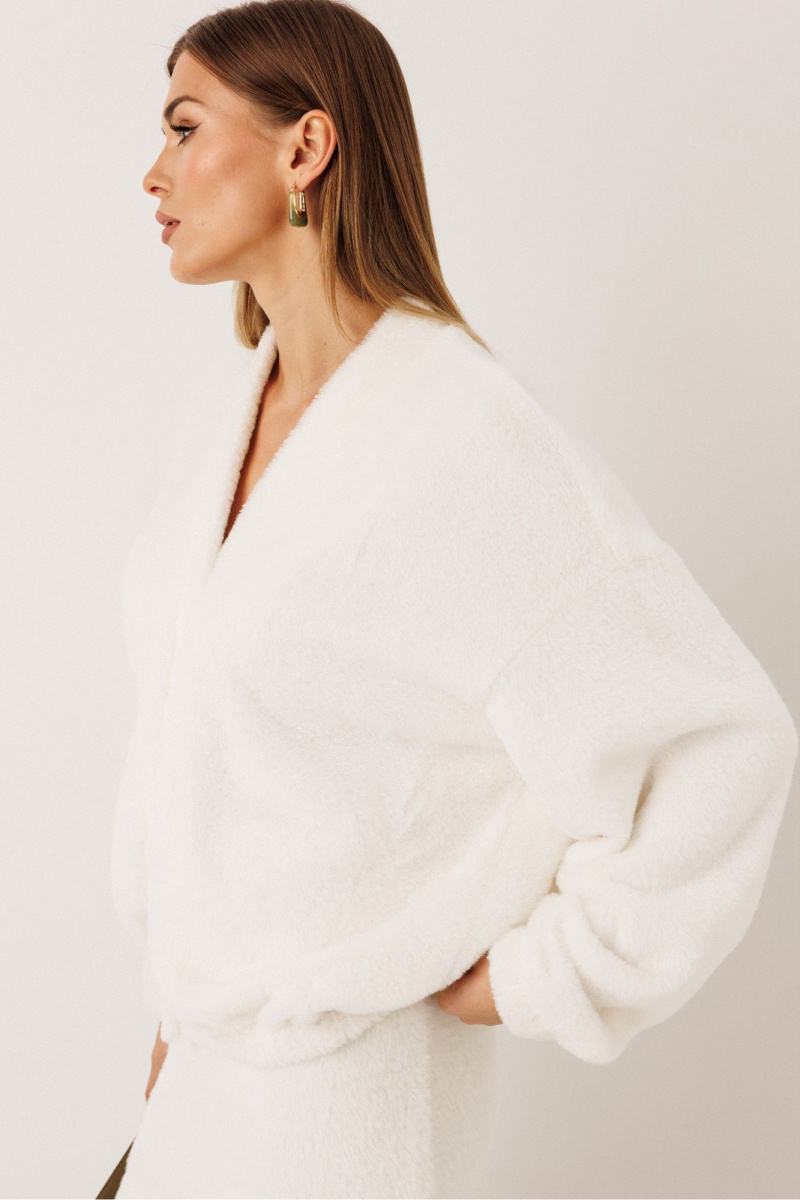 Джемперы KOKOdea 23002 молочный