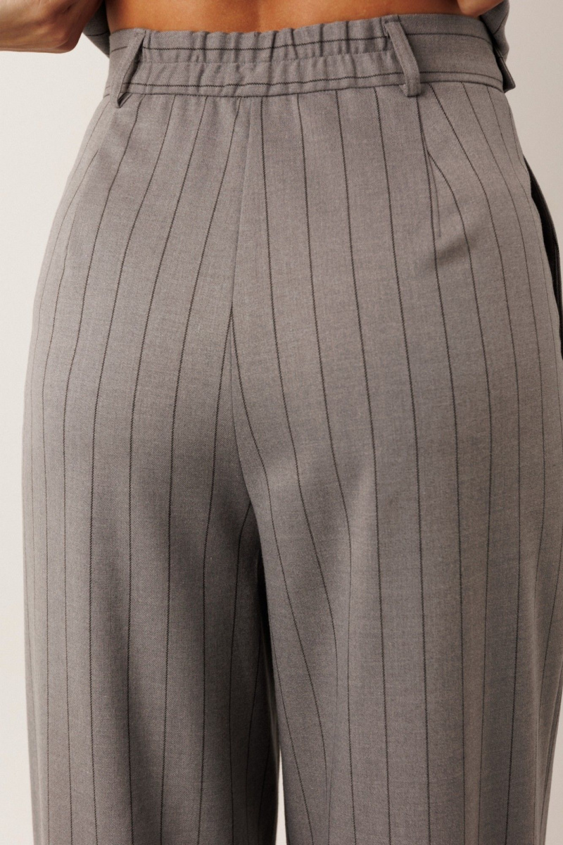 Брючный костюм KOKOdea 30005 серый