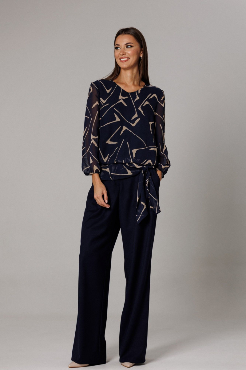 Брючный комплект Ларс Стиль 1162 сине-бежевый