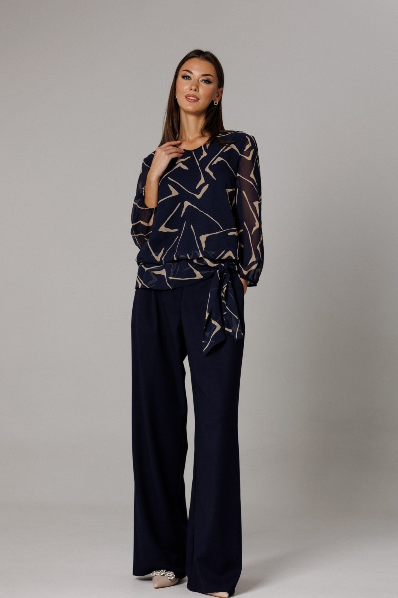 Брючный комплект Ларс Стиль 1162 сине-бежевый