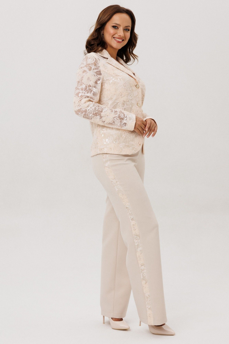 Брючный костюм Mubliz 300 экрю