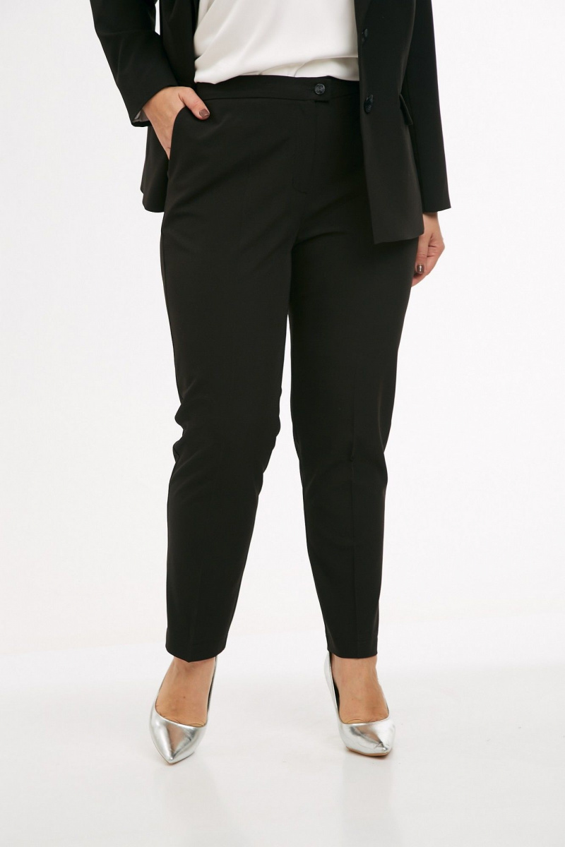 Брючный костюм Takka Plus 25-258/1 черный