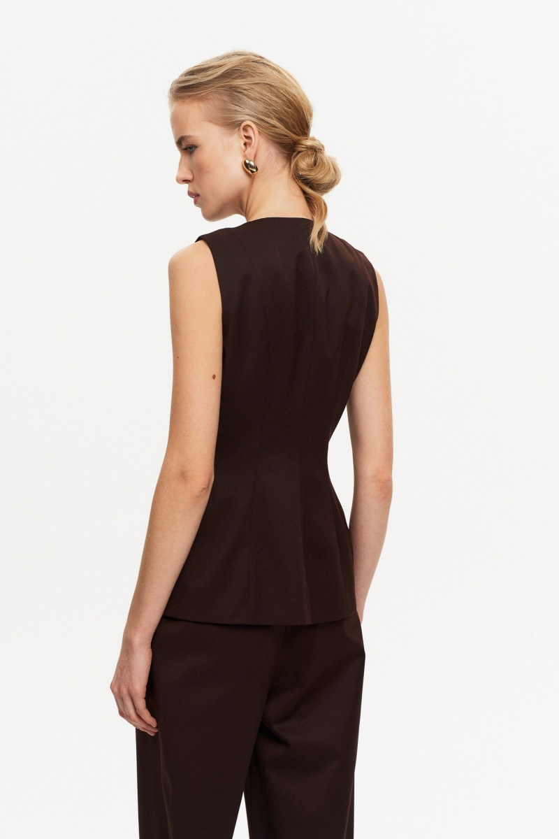 Жилеты THE VERY 2432 горький-шоколад