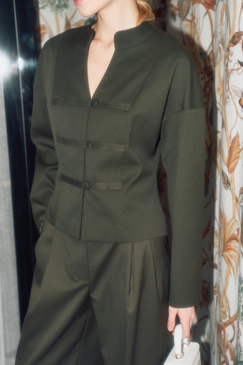 Жакеты THE VERY 2437/1 оливковый