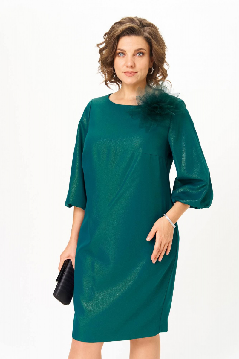 Платья Karina deLux M-1386 изумрудный