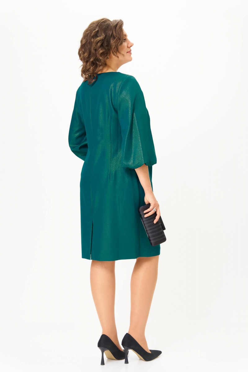 Платья Karina deLux M-1386 изумрудный