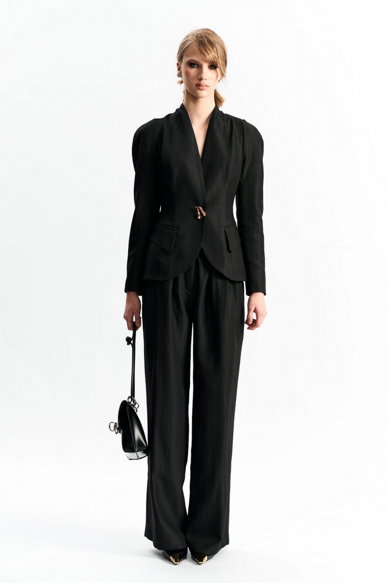 Жакеты MilMil 1263 черный