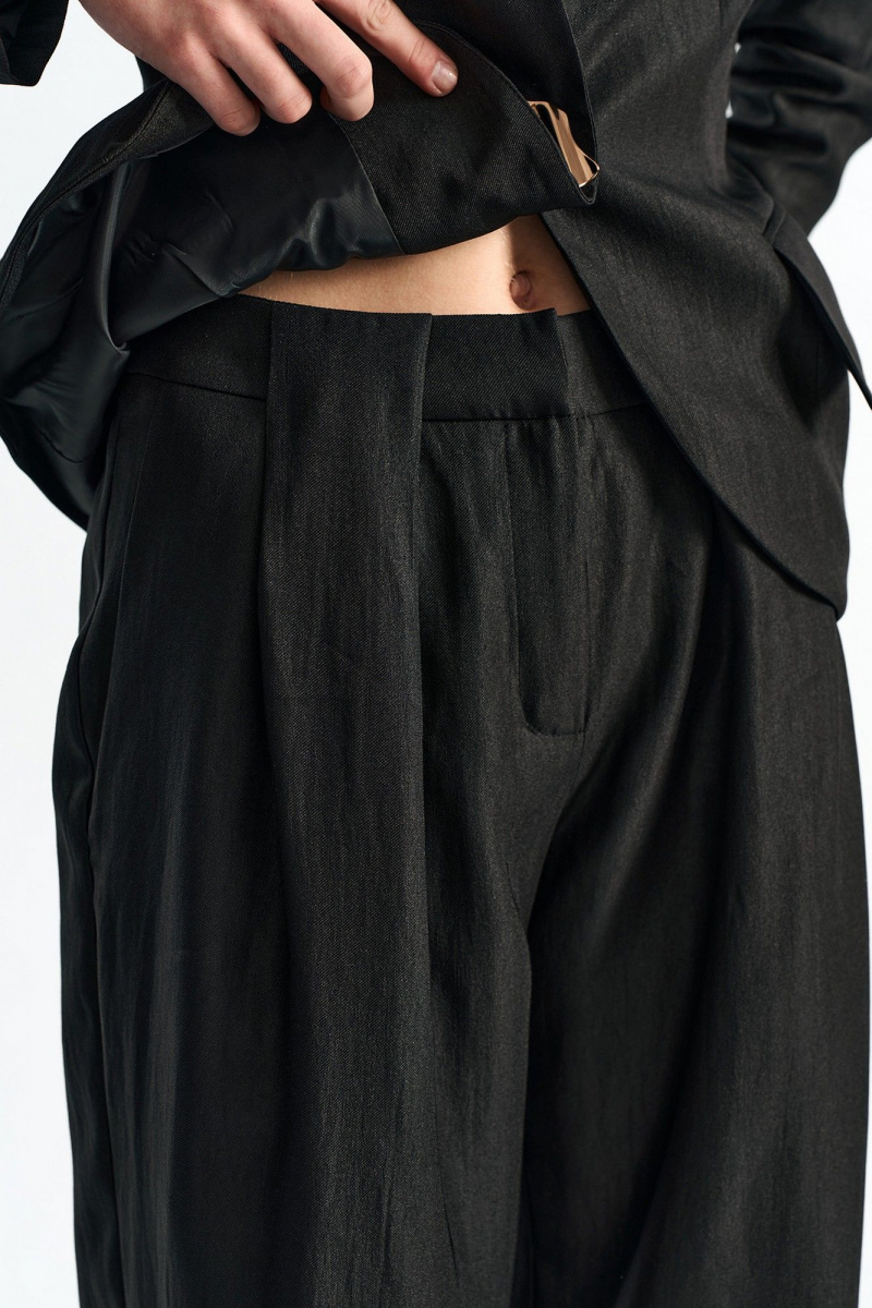 Брючный костюм MilMil 1275 черный