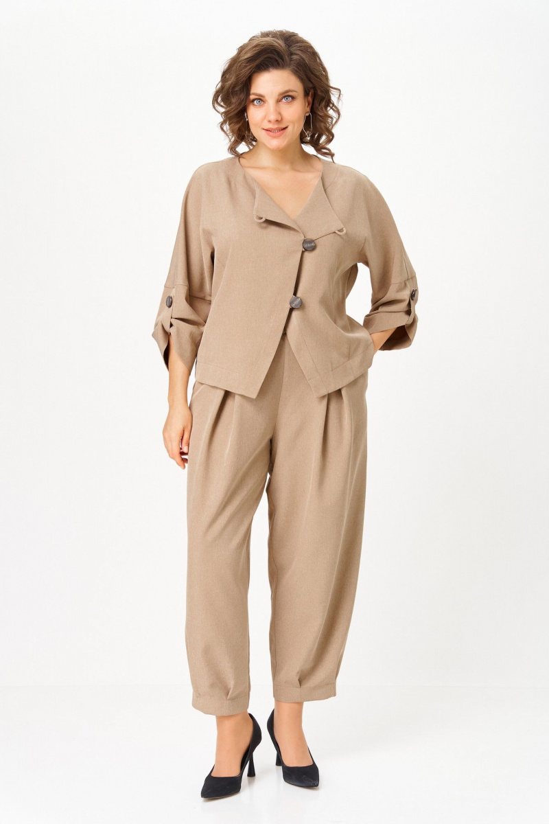 Брючный костюм Michel chic 1436/1 песочный